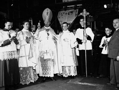 B&eacute;n&eacute;diction de l'archev&ecirc;que d'Ottawa