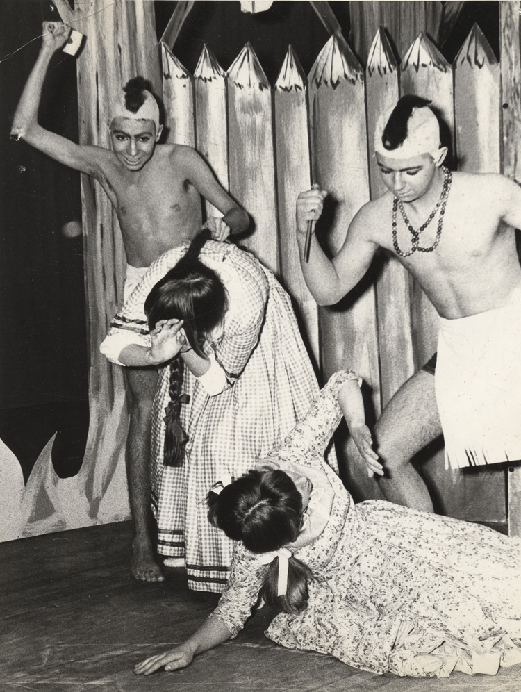 Sc&egrave;ne de la pi&egrave;ce Les Aventures de Kito (1965)