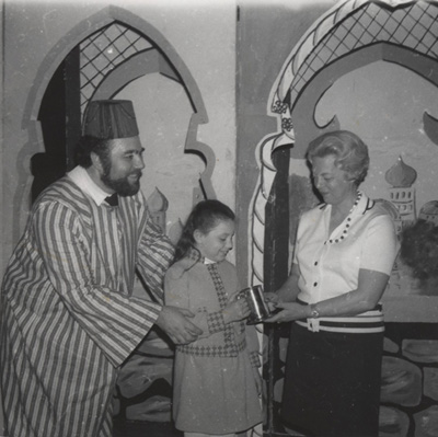 30&nbsp;000&egrave;me spectatrice de la Compagnie des Trouv&egrave;res (1969)