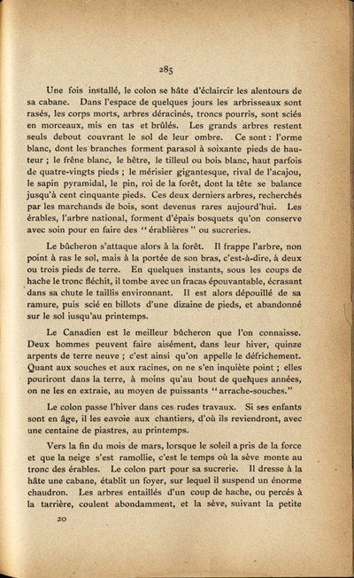 Reproduction de la deux cent quatre-vingt-cinqui&egrave;me page du premier tome de Histoire de la province eccl&eacute;siastique d’Ottawa et de la colonisation de la vall&eacute;e de l’Ottawa, par Alexis de Barbezieux, d&eacute;crivant la premi&egrave;re ann&eacute;e de la vie d’une famille de colon, dont la construction d’une cabane et le d&eacute;frichage de la terre, 1897.