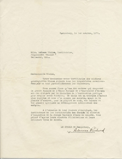 Reproduction d’une lettre de Adrienne Richard, Cercle p&eacute;dagogique de Hawkesbury, &agrave; Ga&euml;tane V&eacute;zina, enseignante &agrave; la pouponni&egrave;re Dionne, 1er octobre 1938.